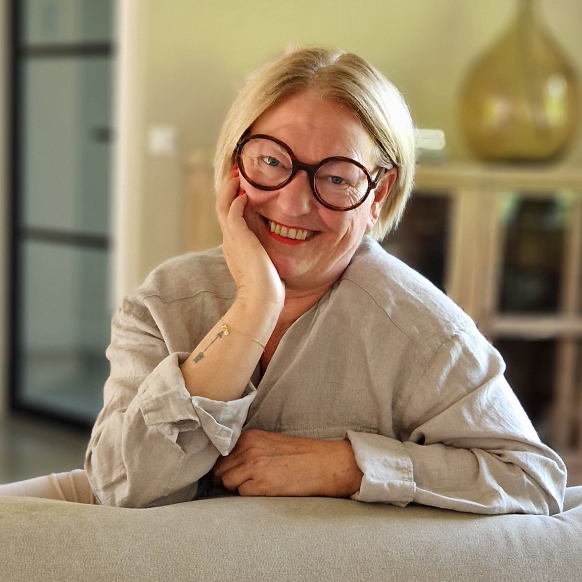 Shapely review OnsThuiz Margriet